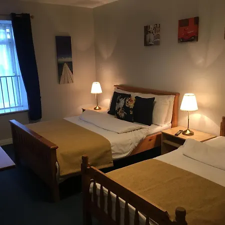 Hostel The Ritz *