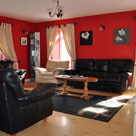 The Ritz Hostel Killybegs